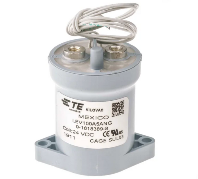 DC-Schütze der Serie LEV100 von TE. Kontakte mit Nennspannung 900 VDC, 100 A, Spule 12 V, 24 V, 48 V